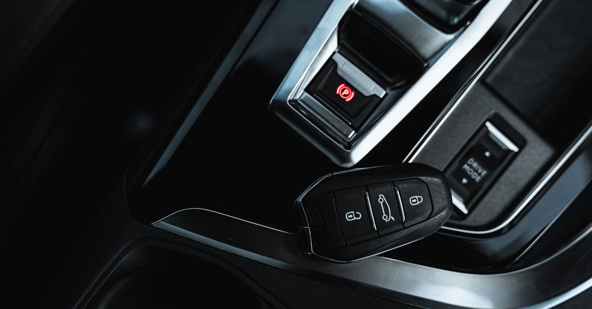 Honda car key fob — Madison County Locksmith