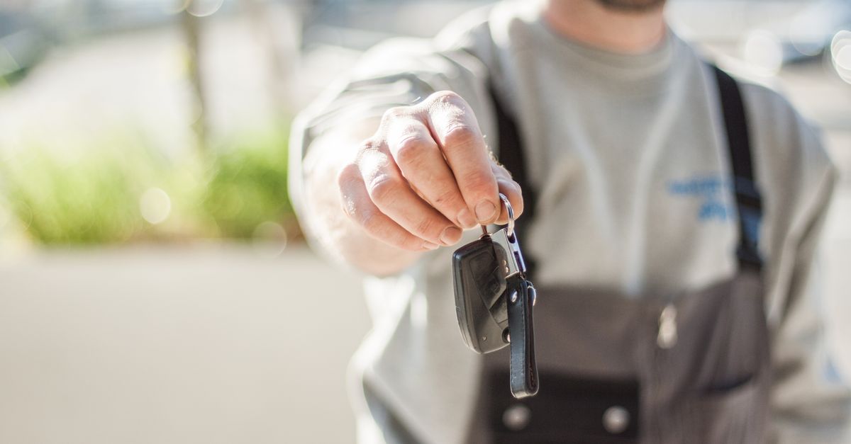 Nissan car key fob — Madison County Locksmith